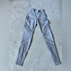 Alo yoga leggings size XS